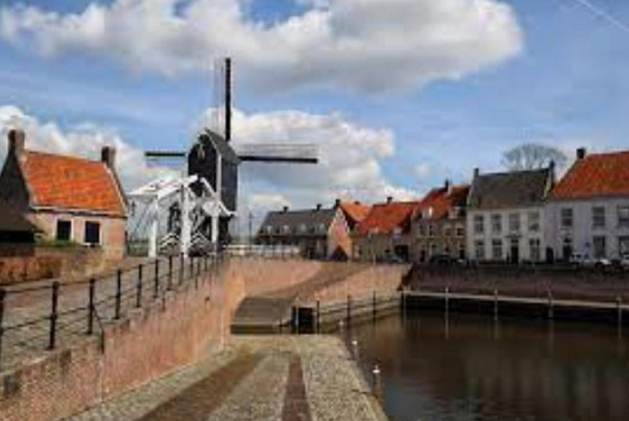 Bed and Breakfast Bnb Onder De Blauwe Hemel Vlijmen Екстер'єр фото