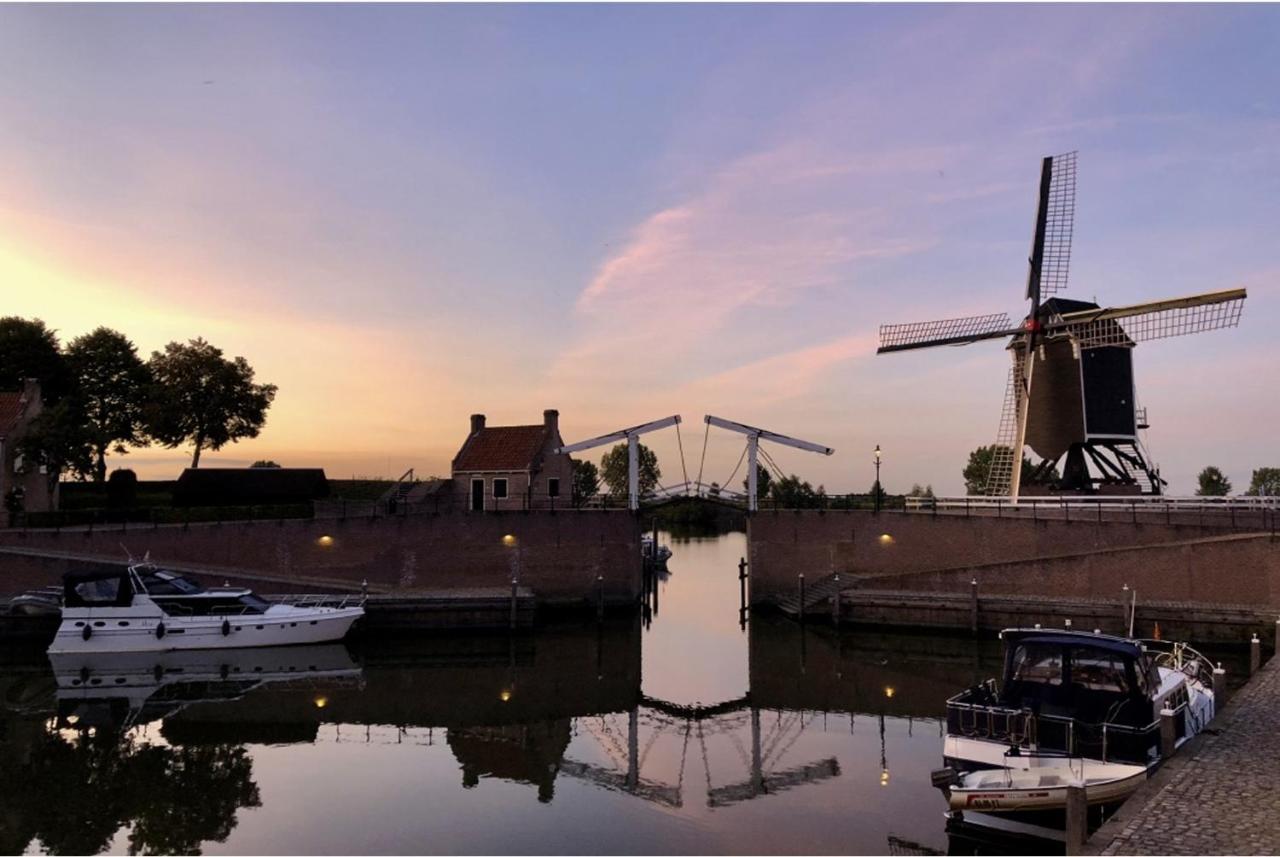 Bed and Breakfast Bnb Onder De Blauwe Hemel Vlijmen Екстер'єр фото